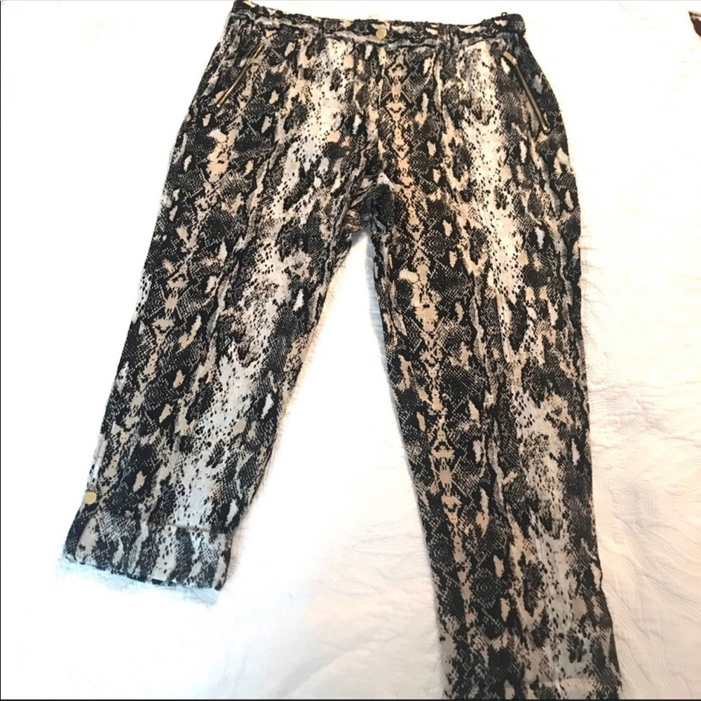 ✨New with Tags Calvin Klein 100% Linen Snakeskin Pants